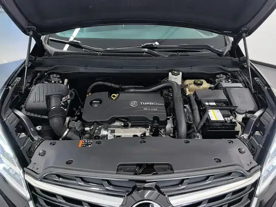 Buick Envision Plus — фото 10