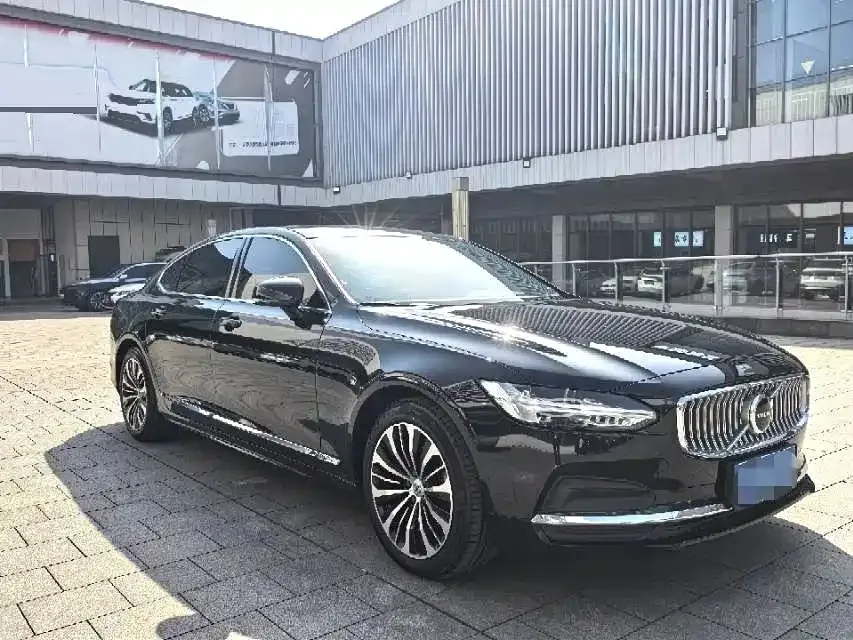 Volvo S90 — фото 3
