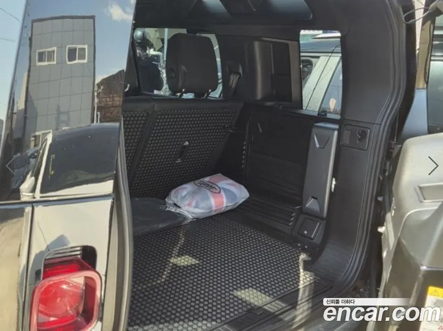Land Rover Defender 2024 из KR, фото 5