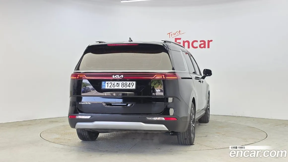 Kia Carnival 2023 из KR, фото 2