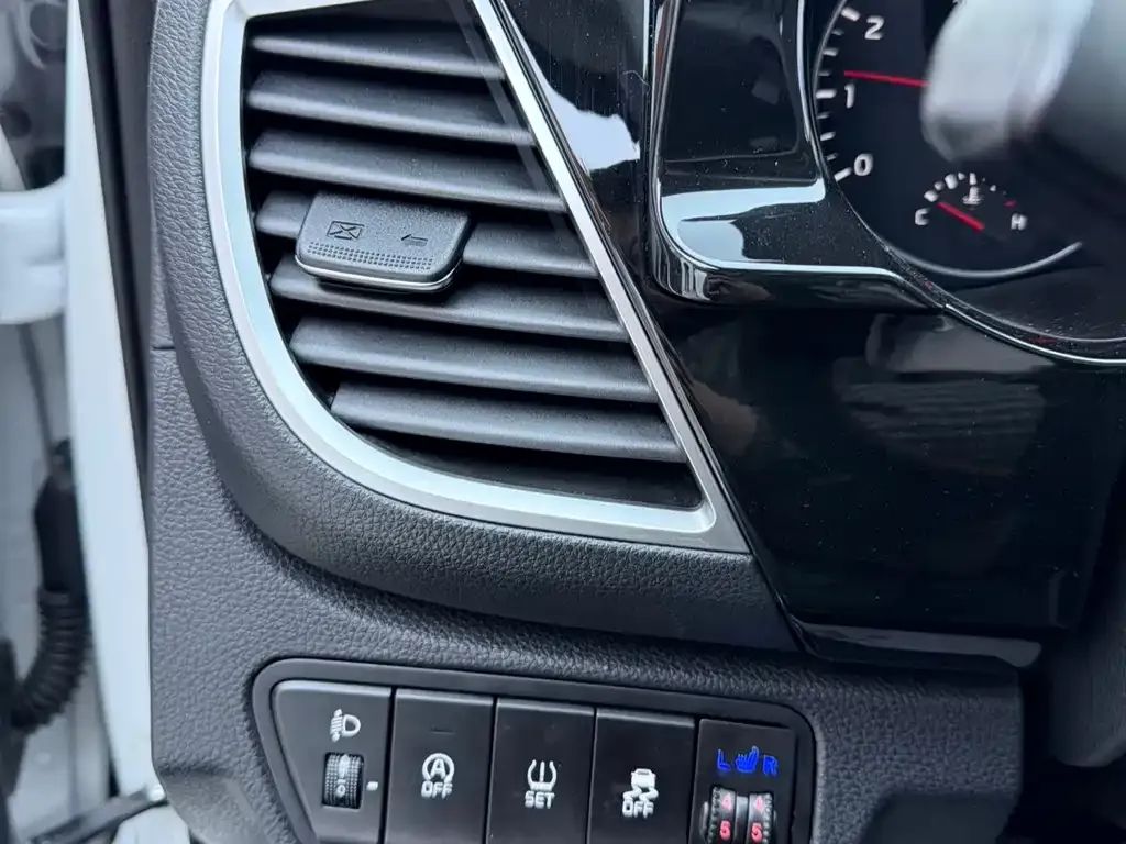 Kia KX3 — фото 9