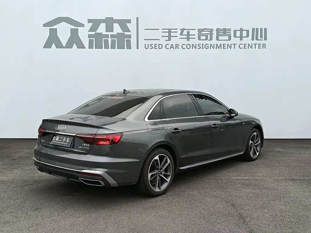 Audi A4L — фото 2