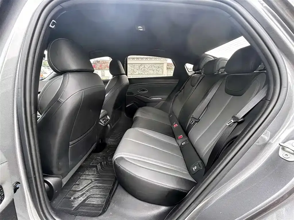 BYD Qin L 2025 из CN, фото 2