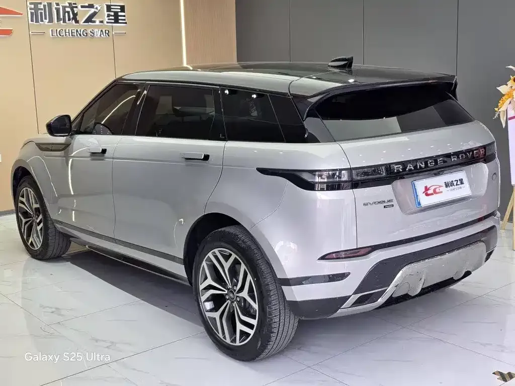 Land Rover Evoque — фото 7