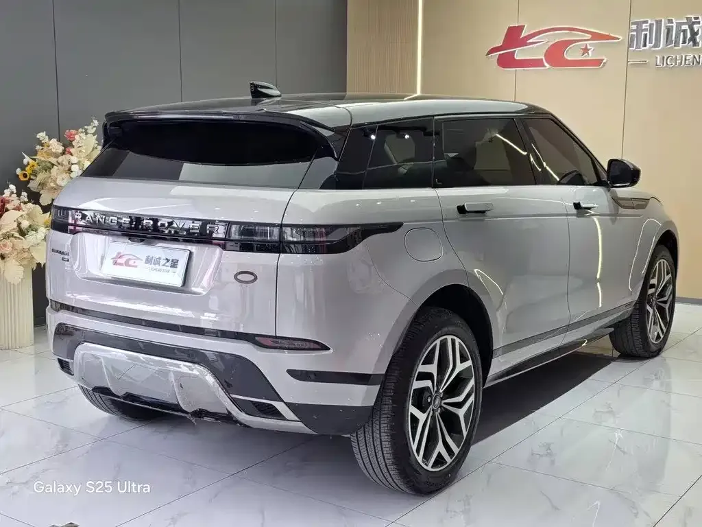 Land Rover Evoque — фото 6