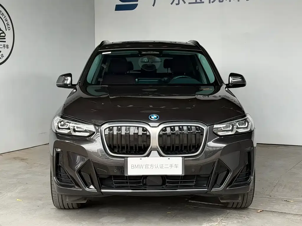 BMW iX3 — фото 4