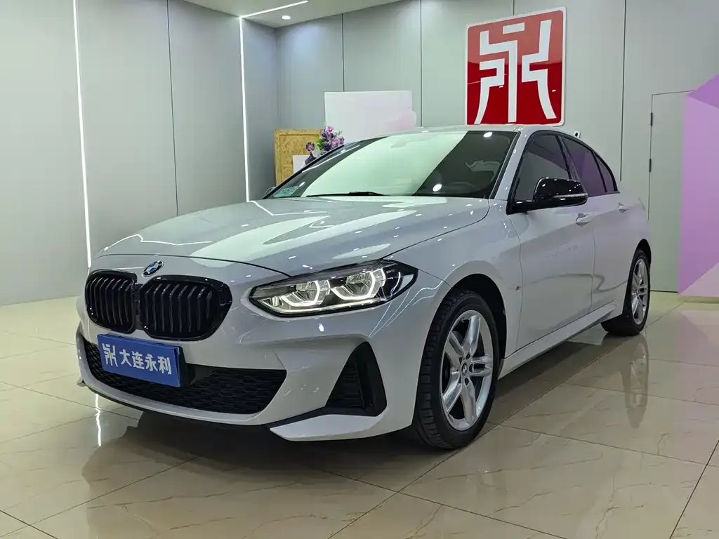 BMW 1 Series — фото 1