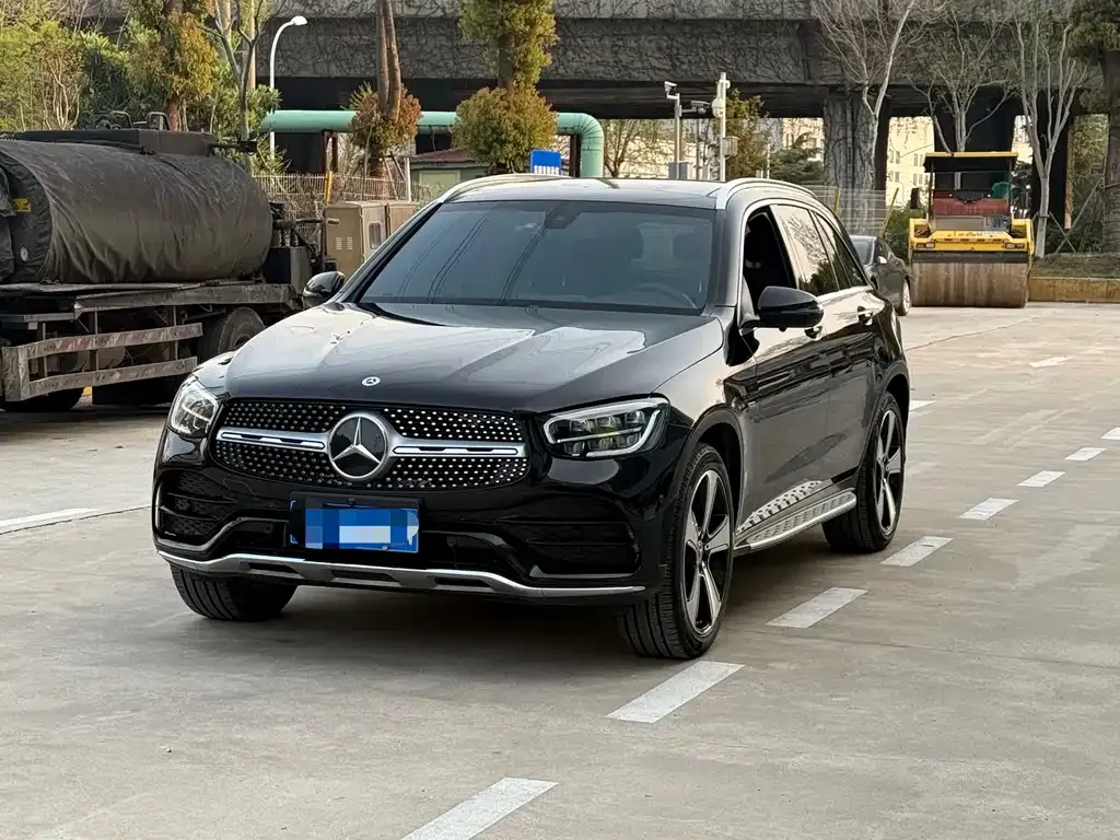 Mercedes-Benz GLC — фото 1