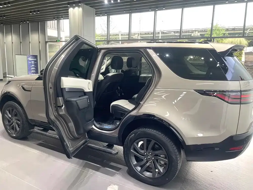 Land Rover Discovery — фото 9