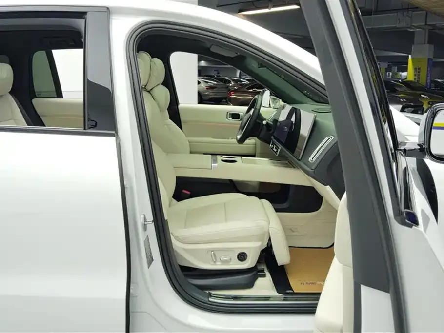 Li Auto L6 2025 из CN, фото 7