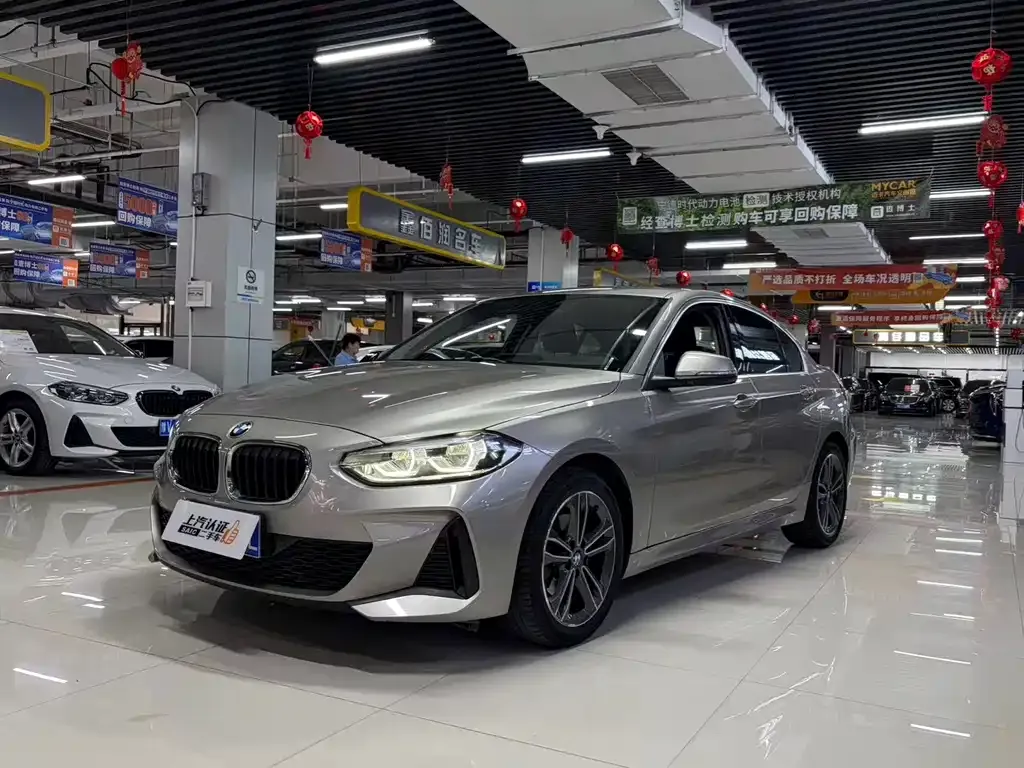 BMW 1 Series — фото 1