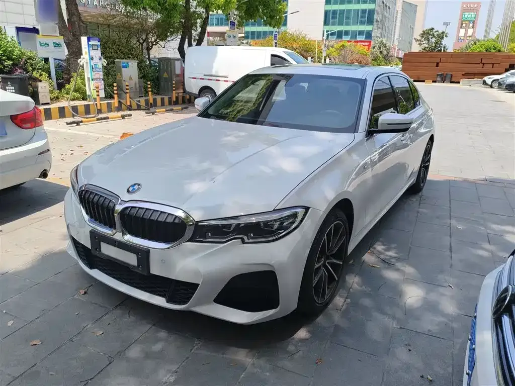 BMW 3 Series — фото 10