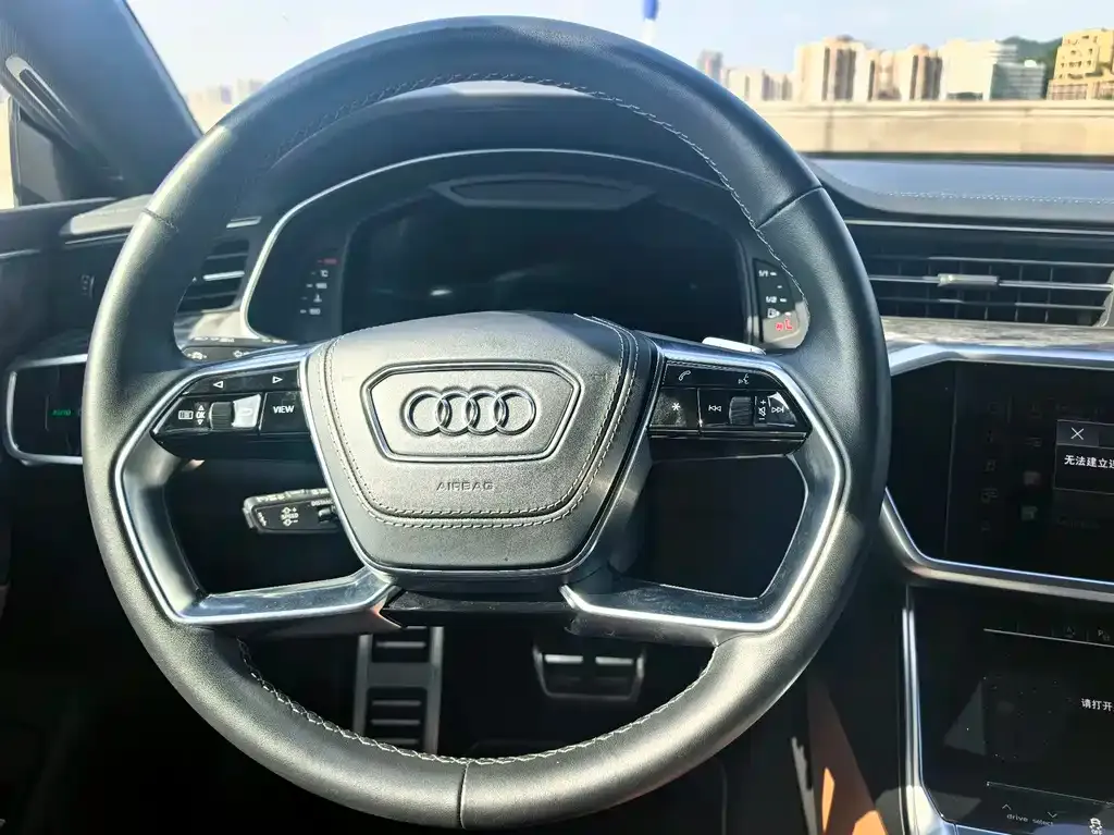 Audi A7L — фото 7
