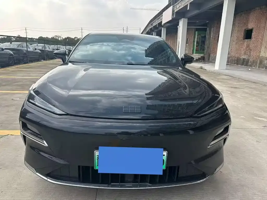 Geely Galaxy Xingyao 8 2025 из CN, фото 3