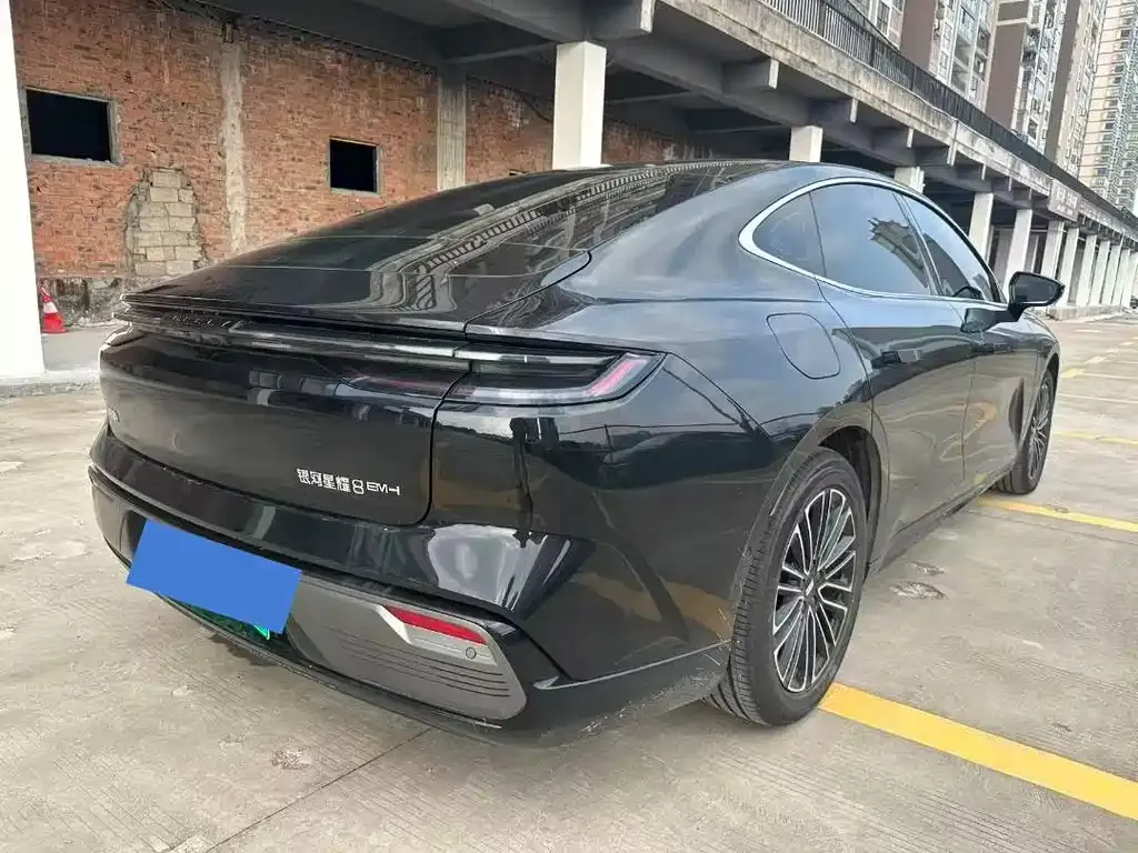 Geely Galaxy Xingyao 8 2025 из CN, фото 8