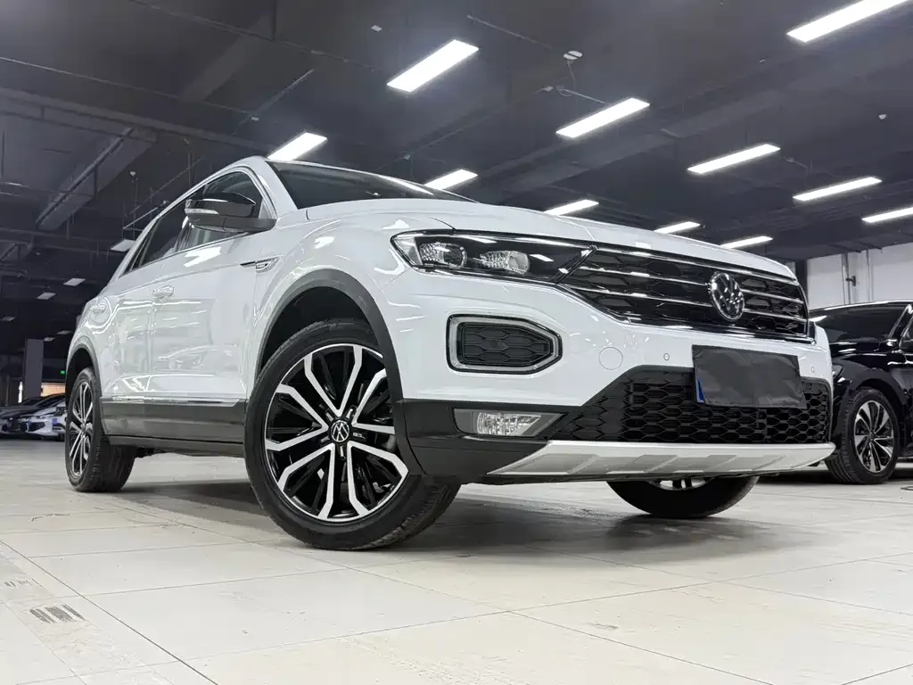 Volkswagen T-Roc — фото 3
