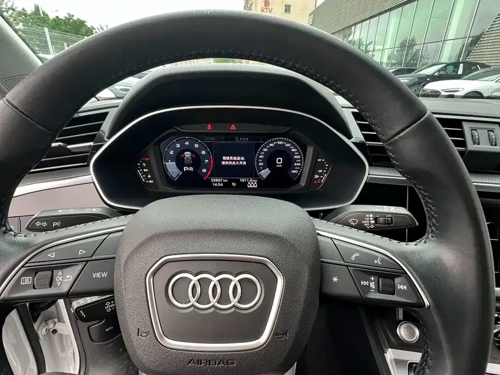 Audi Q3 2021 из CN, фото 4