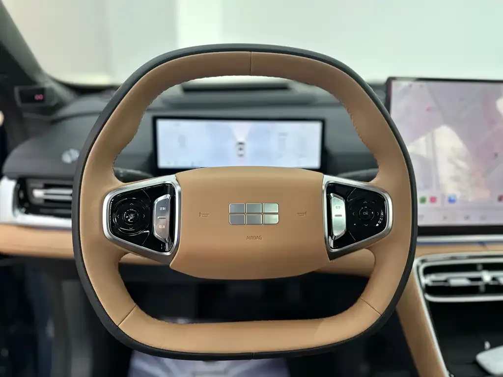 Geely Galaxy A7 — фото 10