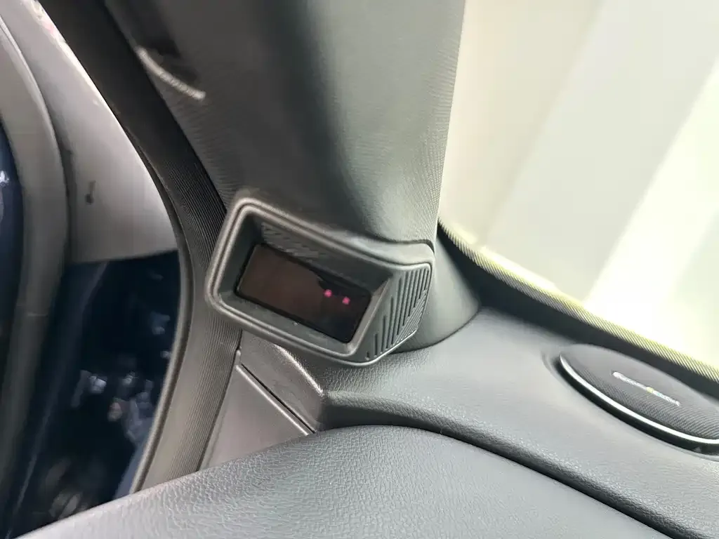 Geely Galaxy A7 — фото 9