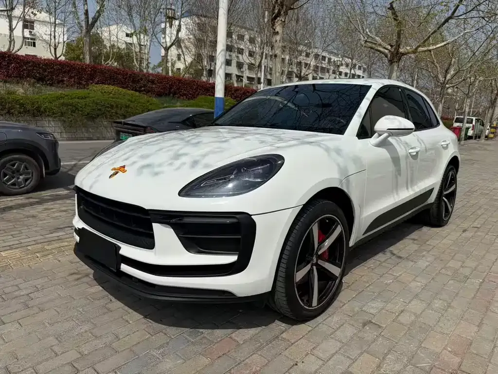 Porsche Macan — фото 1