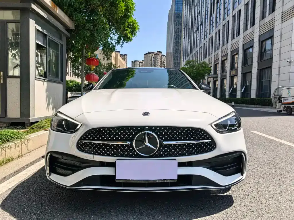 Mercedes-Benz C-Class — фото 10