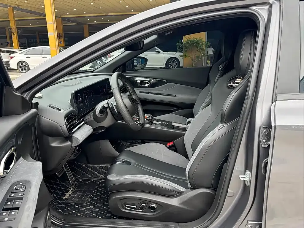 GAC Motor Shadow Leopard — фото 5