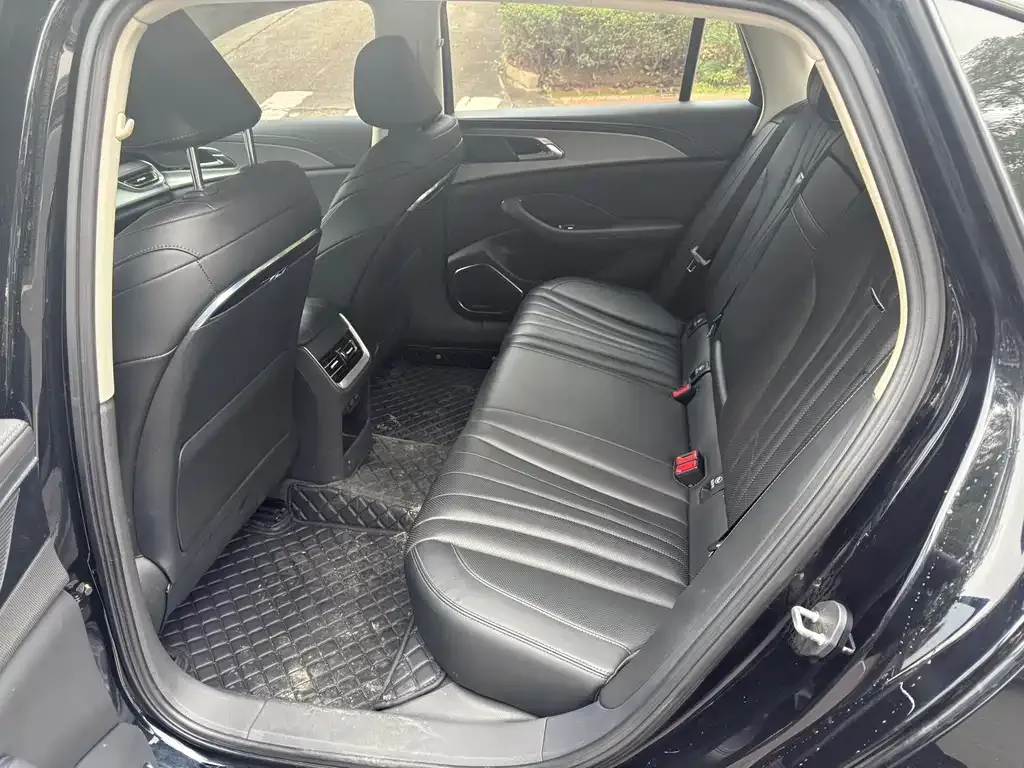 Hongqi H5 2023 из CN, фото 2