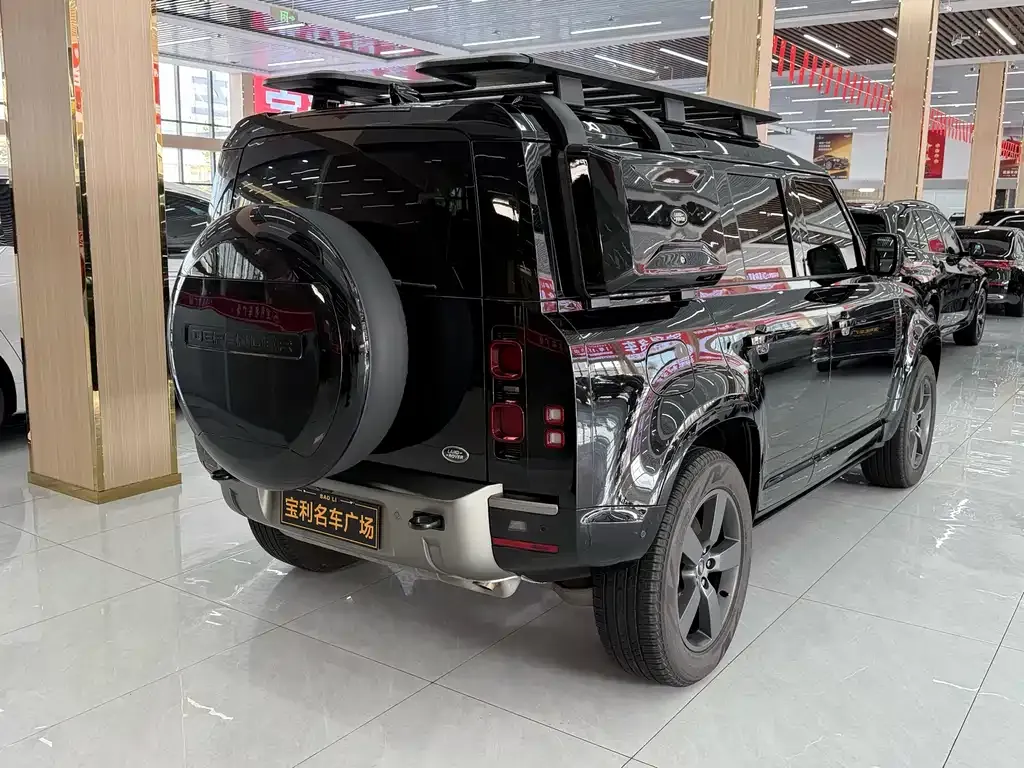 Land Rover Defender — фото 5