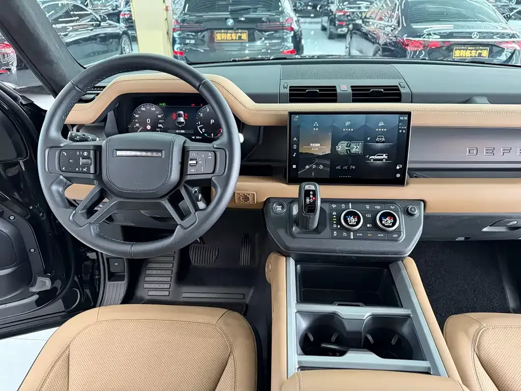 Land Rover Defender — фото 4
