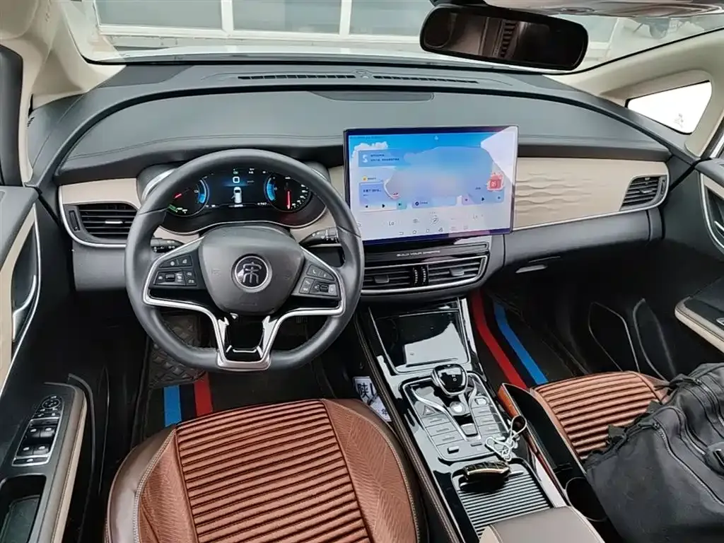 BYD MAX New Energy 2022 из CN, фото 6