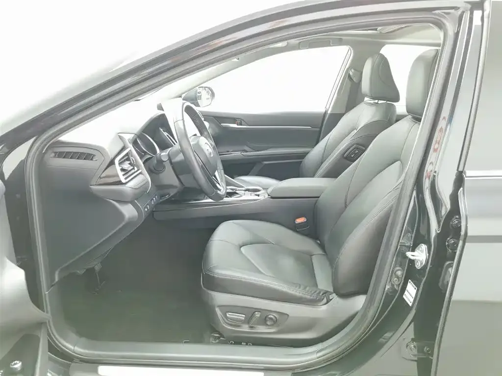 Toyota Camry 2022 из CN, фото 6