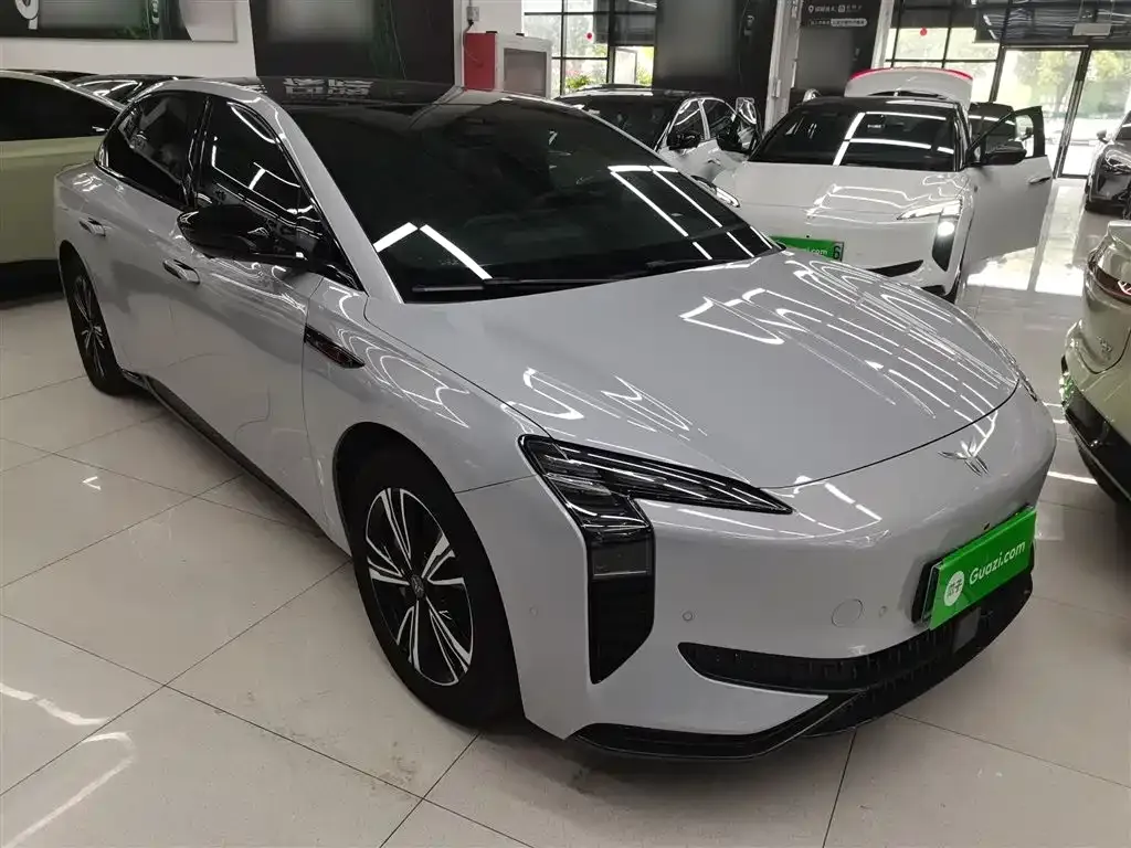 Hongqi EH7 2024 из CN, фото 7