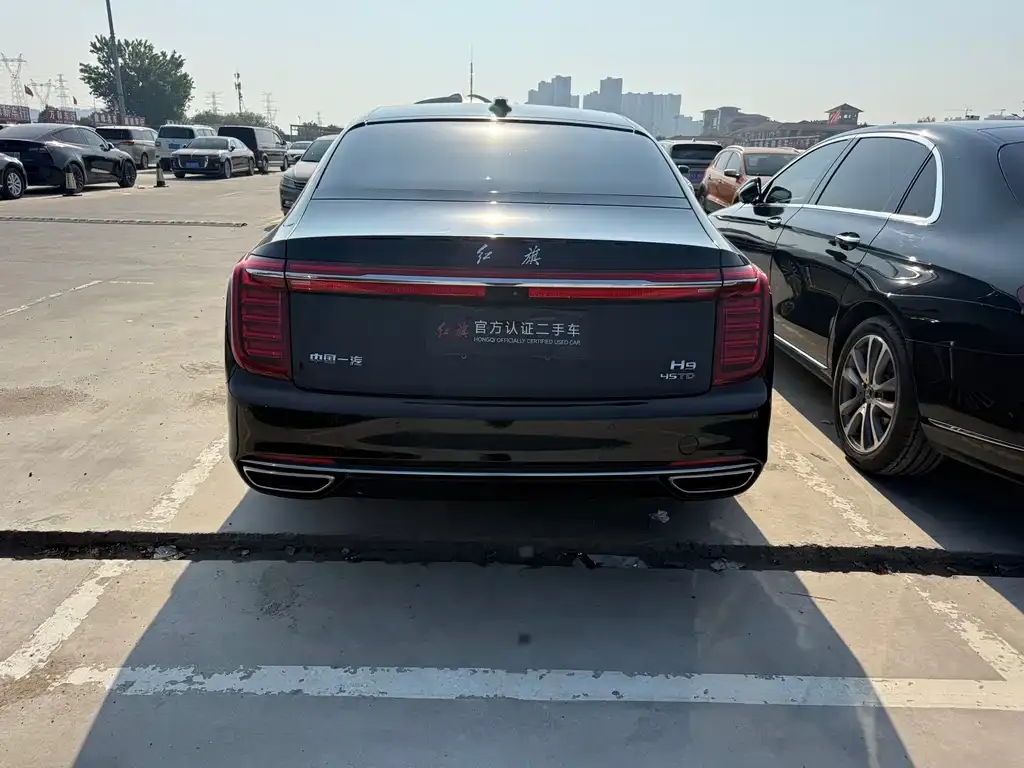 Hongqi H9 — фото 6