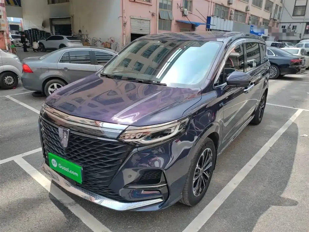 Roewe iMAX8 — фото 1