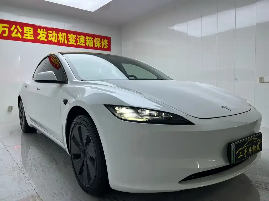 Tesla Model 3 — фото 4