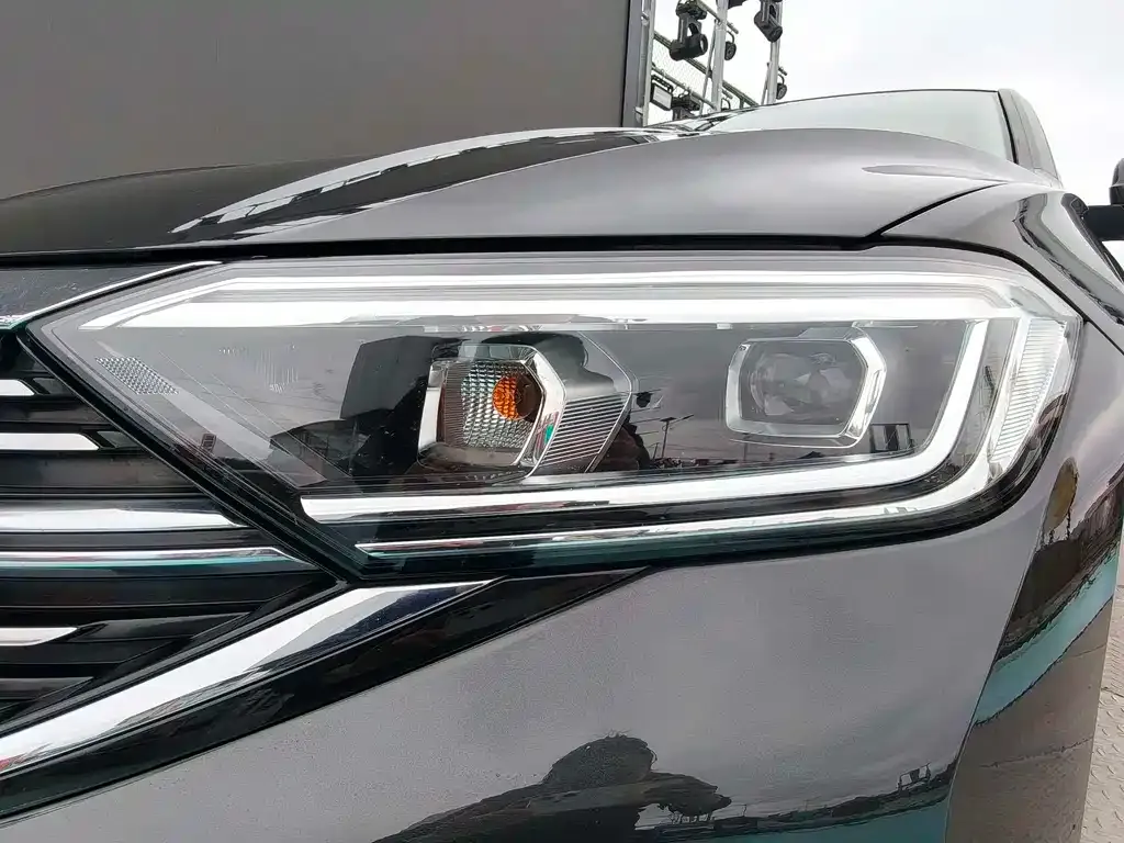 Volkswagen Sagitar 2023 из CN, фото 7