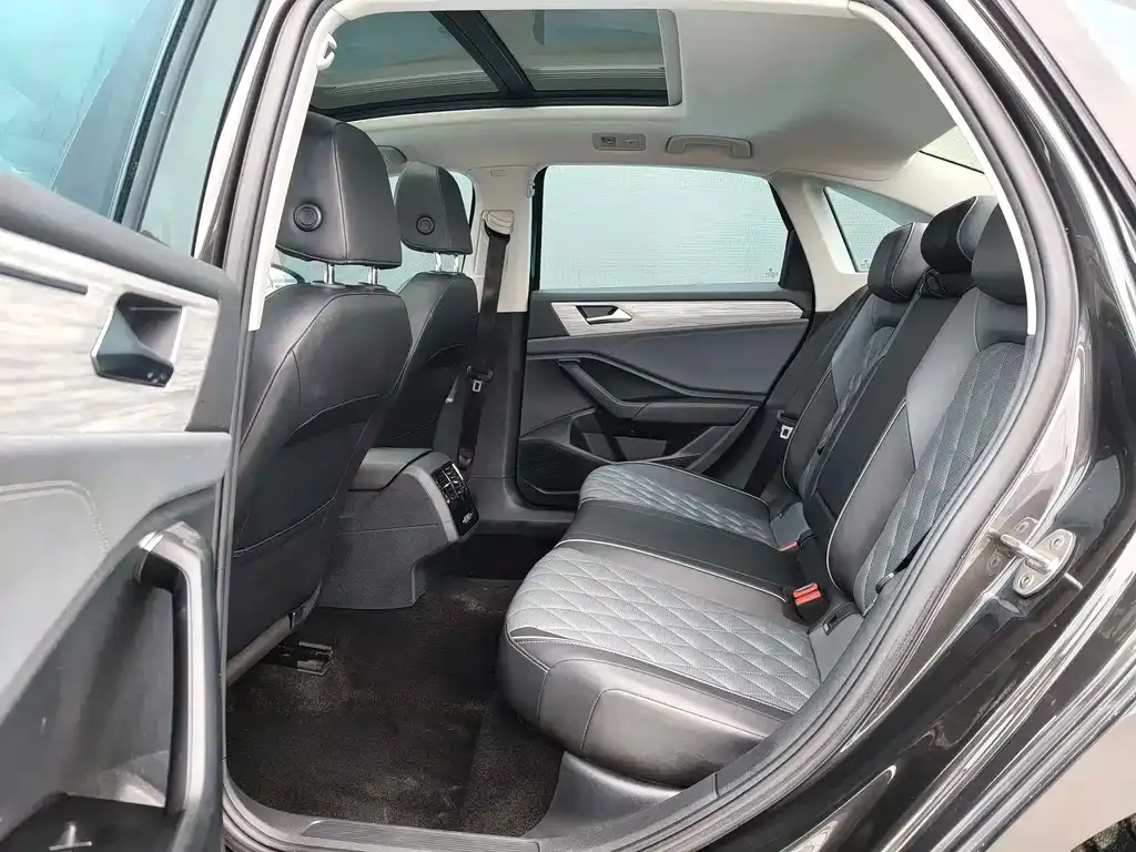 Volkswagen Sagitar 2023 из CN, фото 3