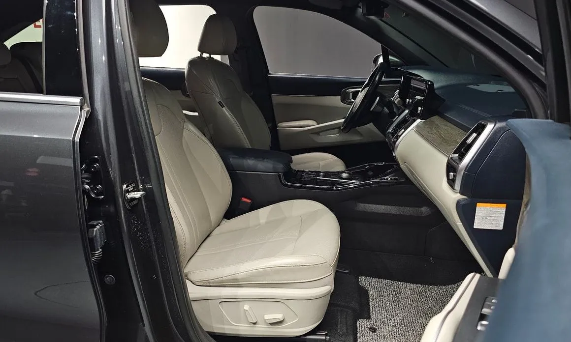 Kia Sorento — фото 9