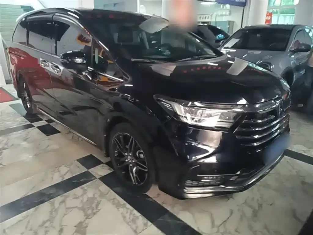 Honda Odyssey 2023 из CN, фото 3