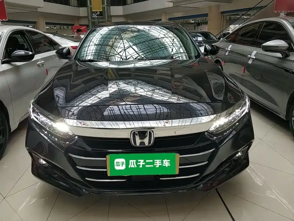 Honda Accord — фото 5