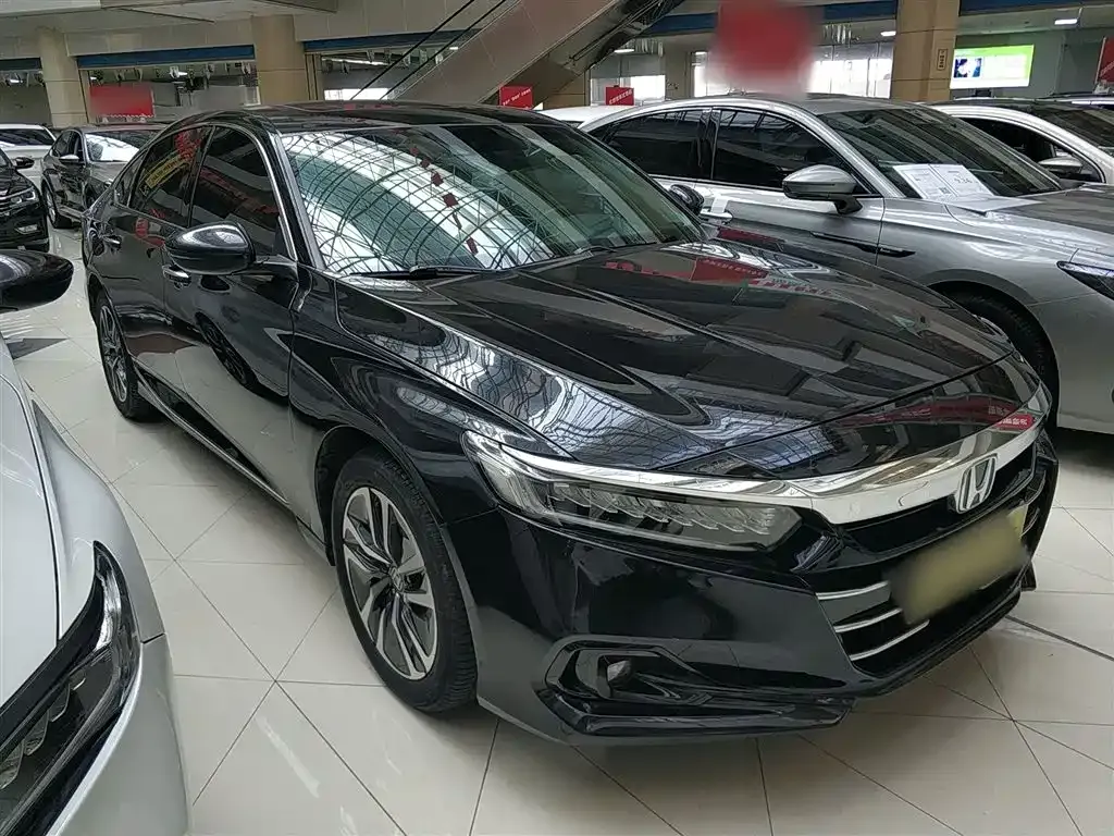 Honda Accord — фото 4
