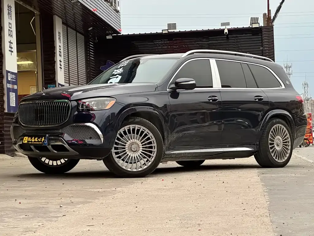 Mercedes-Benz GLS — фото 1