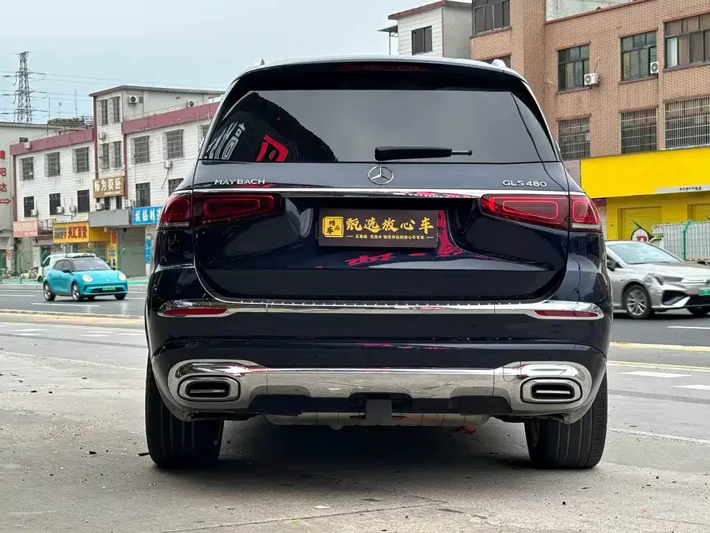 Mercedes-Benz GLS — фото 6