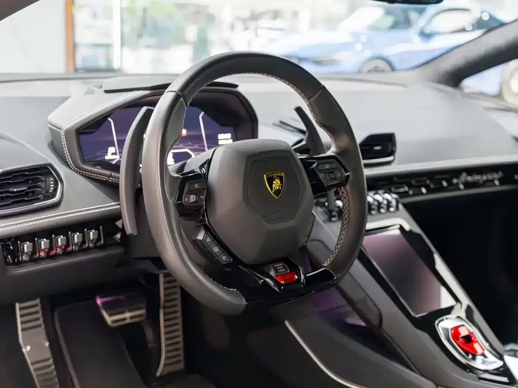 Lamborghini Huracan 2022 из CN, фото 2