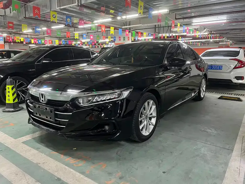 Honda Accord — фото 4