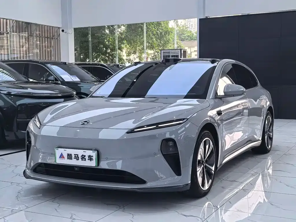 NIO ET5T