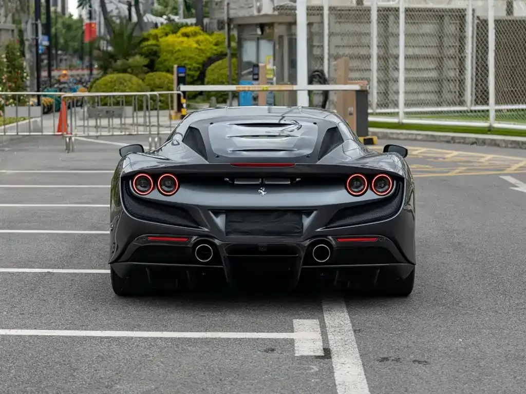 Ferrari F8 — фото 4