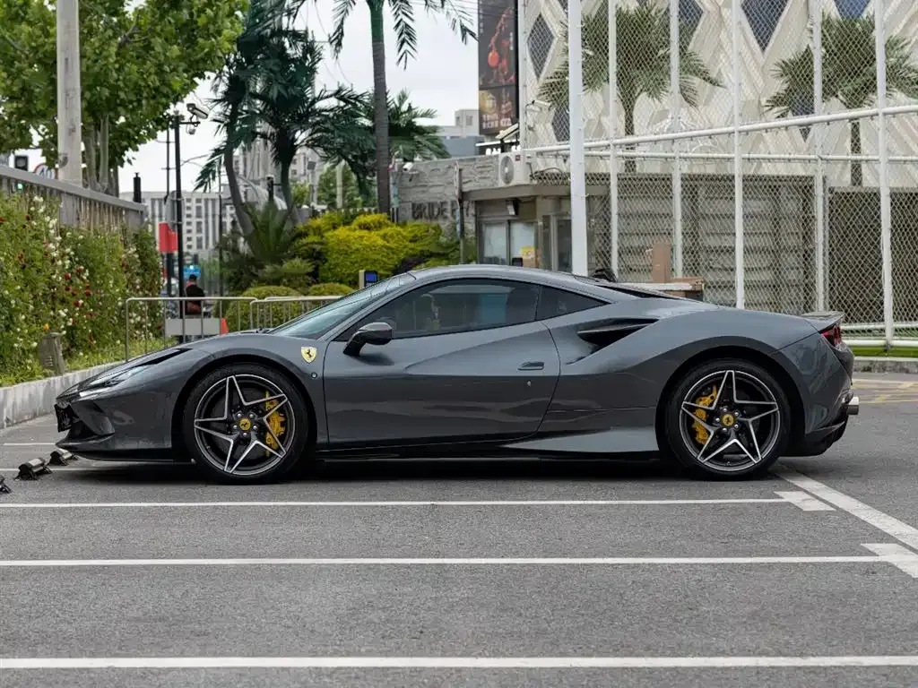 Ferrari F8 — фото 3
