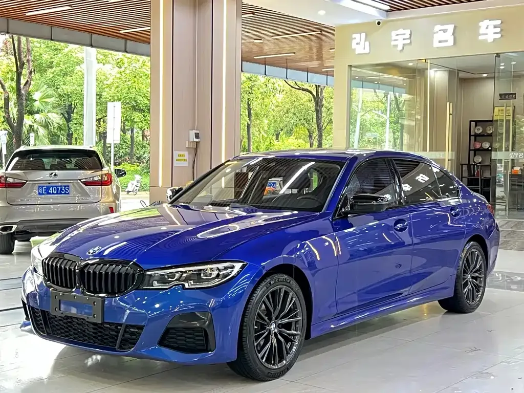 BMW 3 Series — фото 1