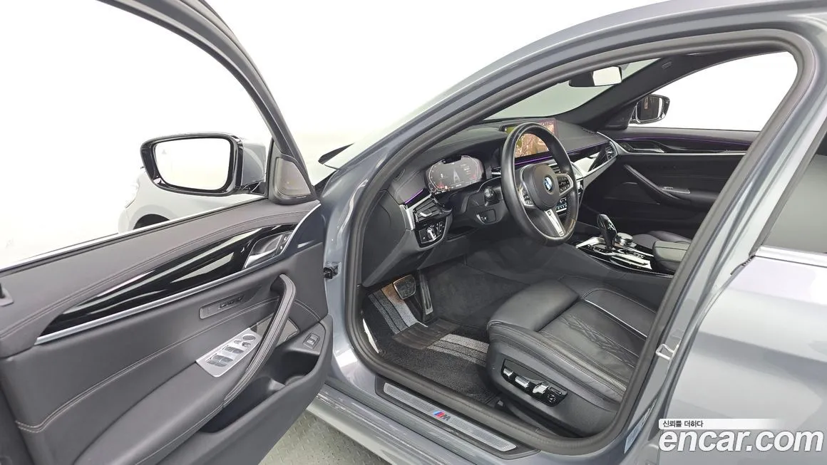BMW 5-Series 2023 из KR, фото 6
